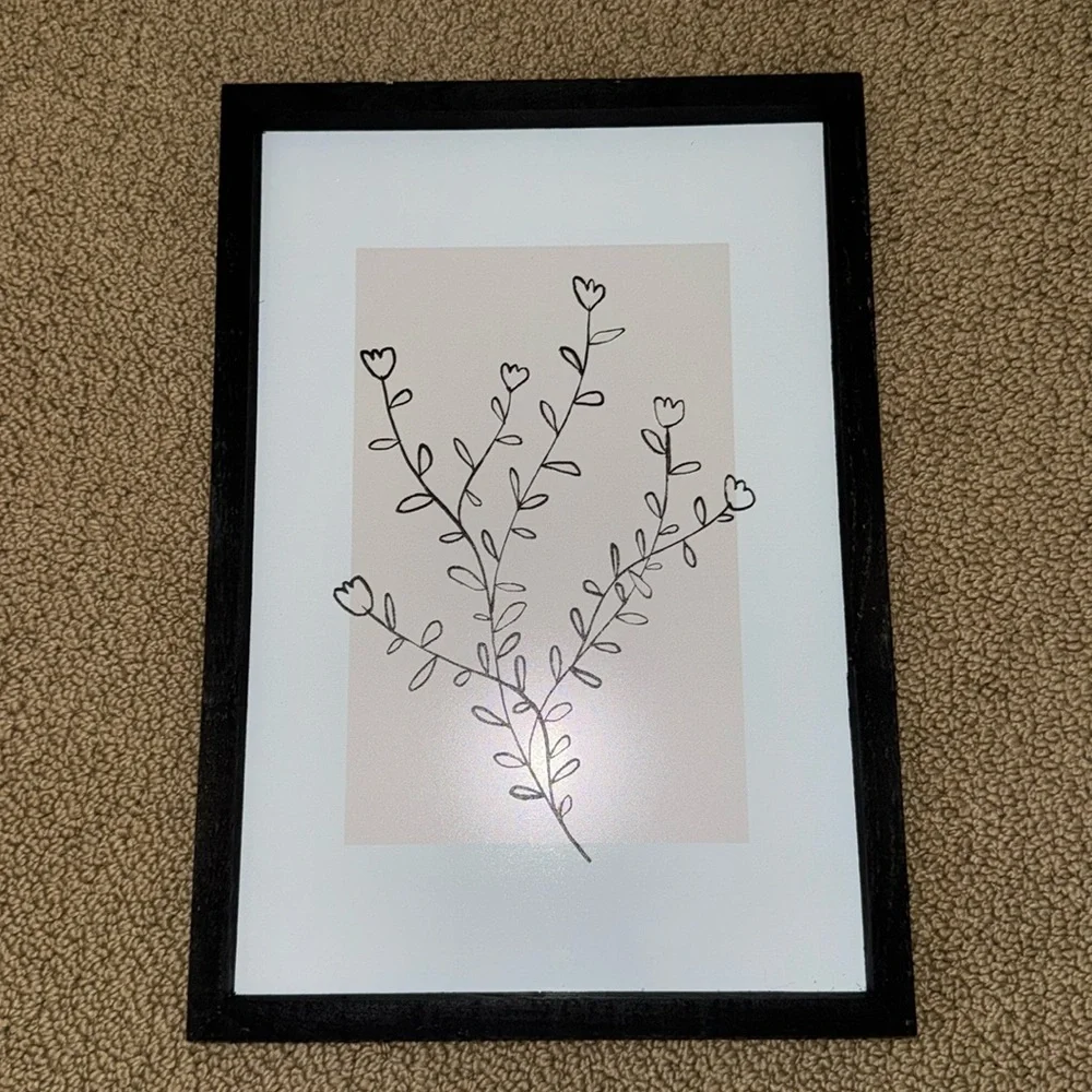 minimalistic flower painting.